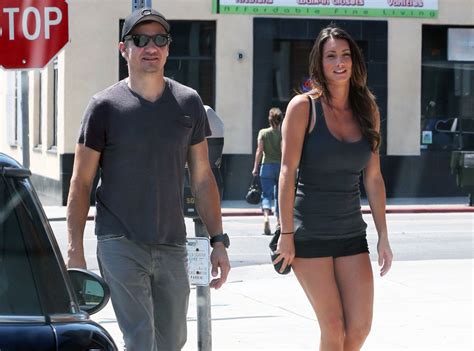jeremy renner freundin|sonni pacheco.